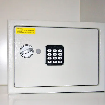 Believe In Dream, Apartamento Moderno Com Piscina Em Διαμέρισμα Ταβίρα