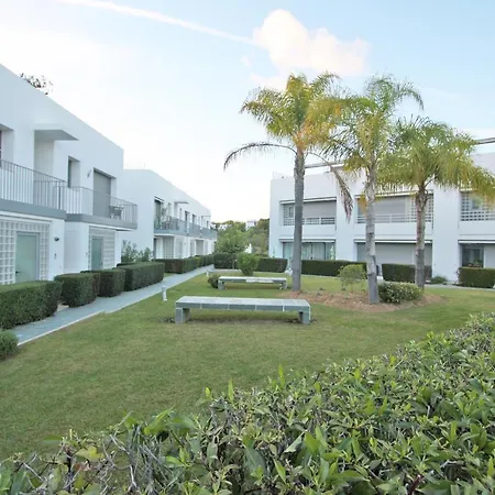Believe In Dream, Apartamento Moderno Com Piscina Em Ταβίρα